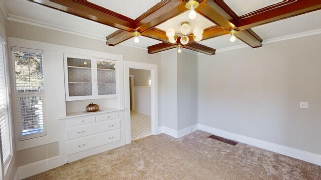 Building Photo - KJKLLC-Carlton Street