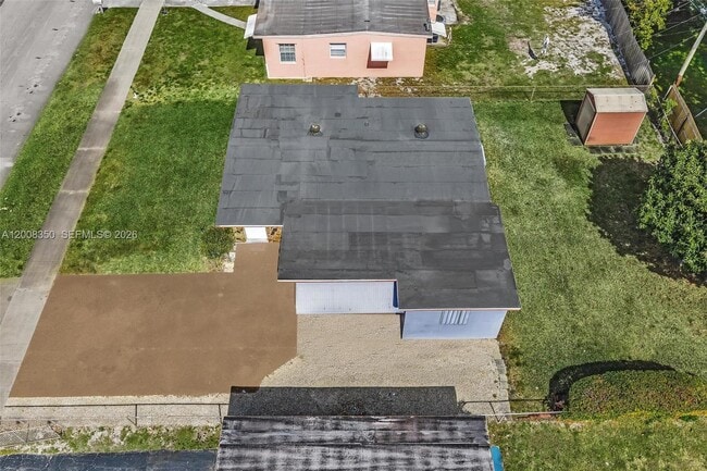 Building Photo - 1824 NW 25th Ave