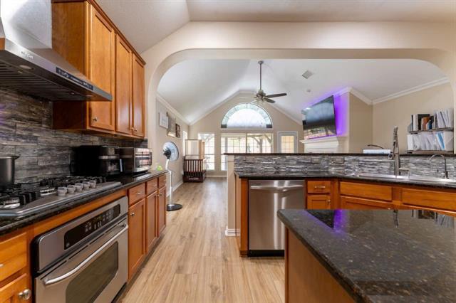 Building Photo - 7063 Orion Dr