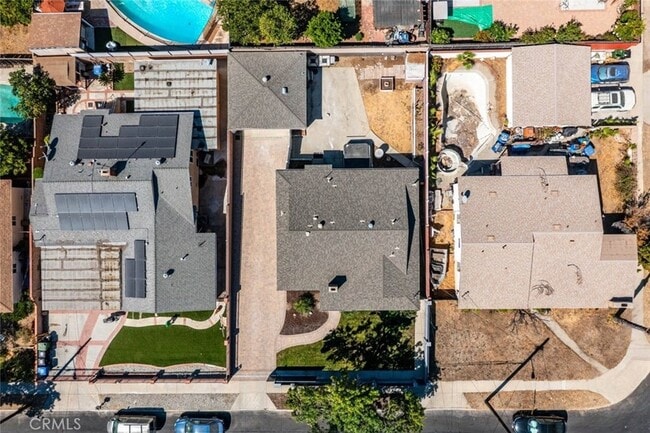 Building Photo - 11051 Quill Ave