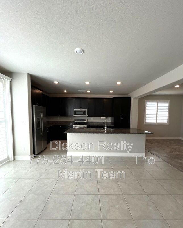 Building Photo - 2025 Elk Falls Way