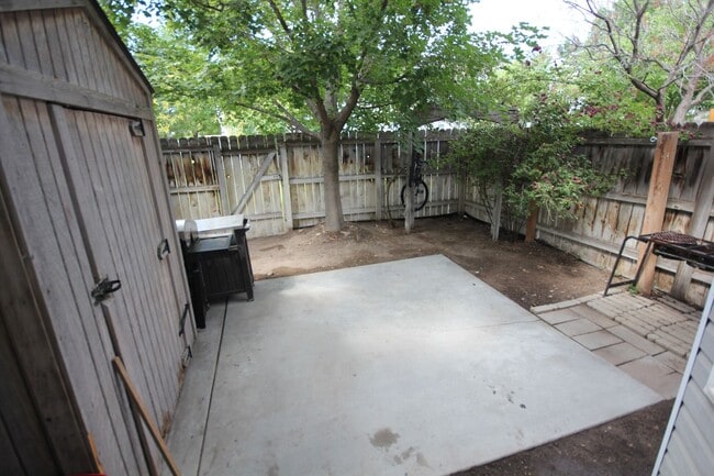 Building Photo - 3 Bedroom Townhome in Provo's Westside