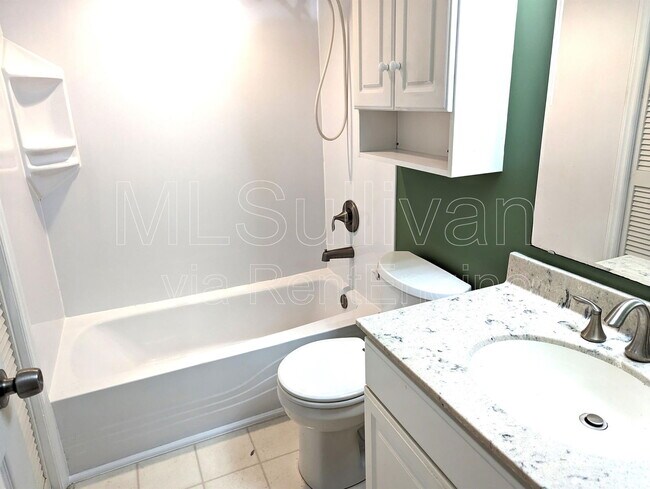 Building Photo - 3700 Chimney Ridge Pl