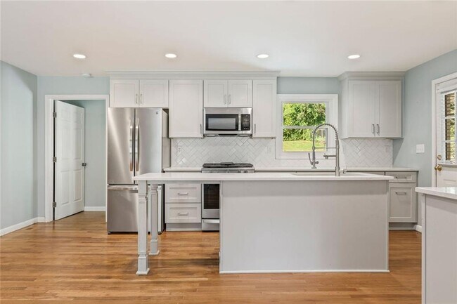 Building Photo - 2679 Harrington Dr