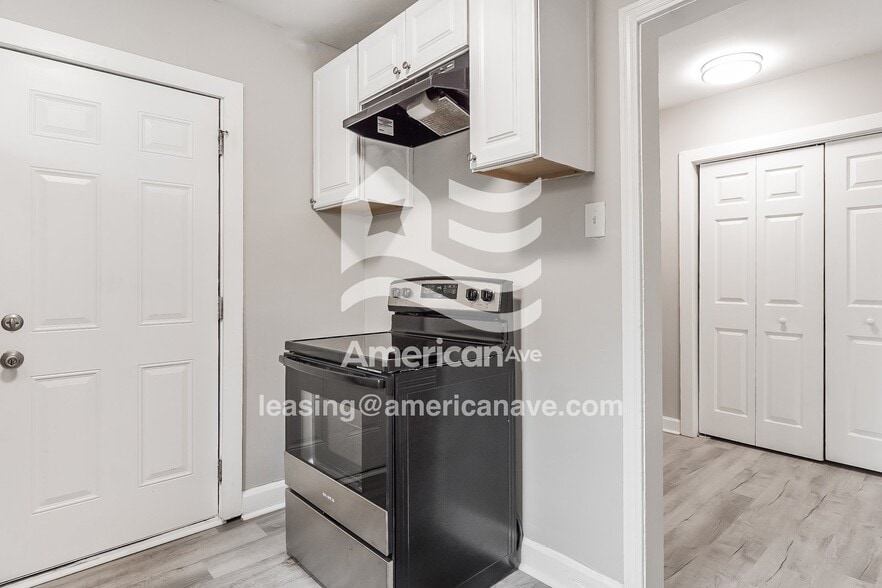 Building Photo - 4828 Court I