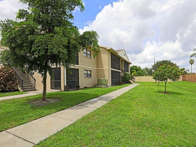 Building Photo - Mystic Gardens 5303-315 Summerlin Rd Fort ...