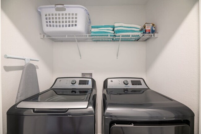 Building Photo - 1088 Leader St