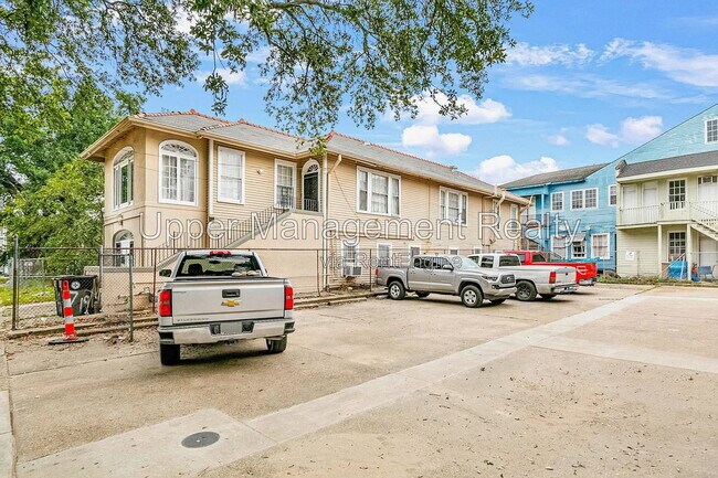 Building Photo - 1709 St Andrew St