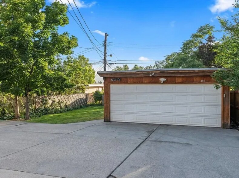 Building Photo - 460 S 1200 E