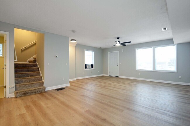 Building Photo - *$1,000 OFF Monthly Rent Through Summer!* Renovated 5-BR, 2-BA