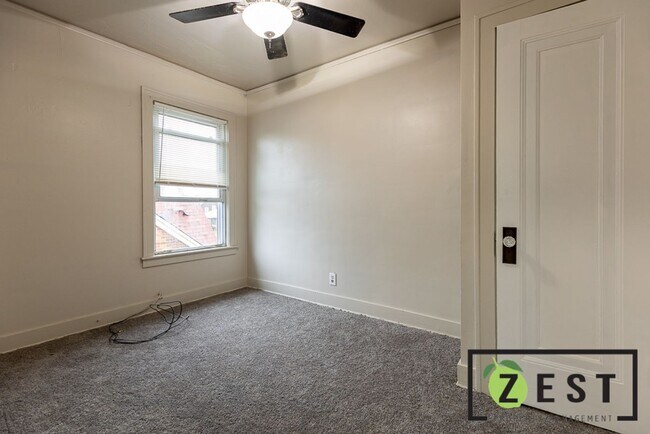 Building Photo - 4391 Nottingham Rd