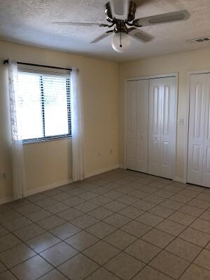 Building Photo - 304 Sherwood Pl