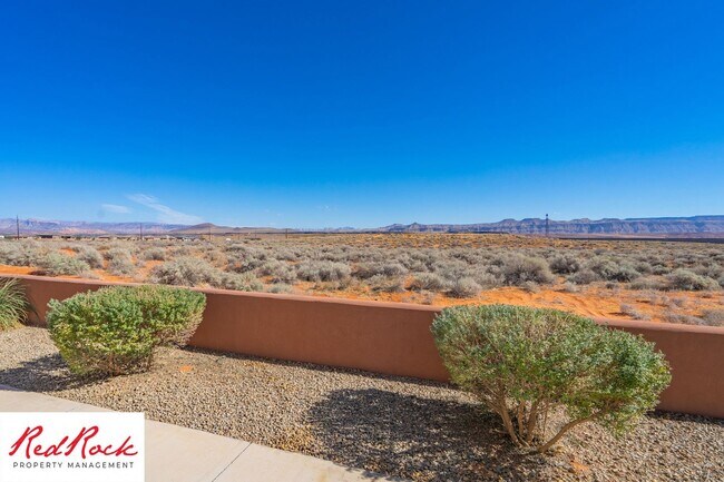 Building Photo - 4 Bedroom Luxury Home Near Sand Hollow