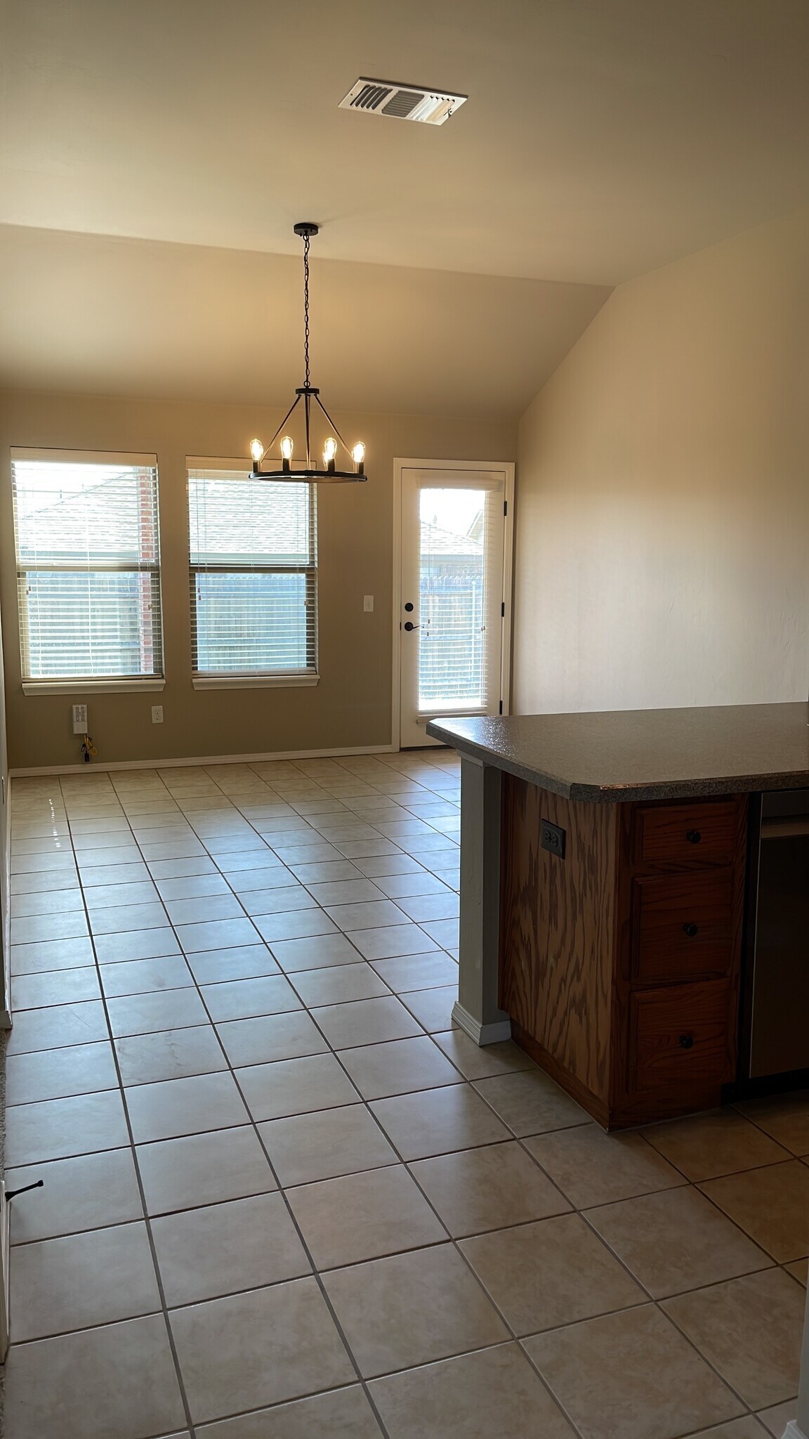 Building Photo - 2604 NW 185th St