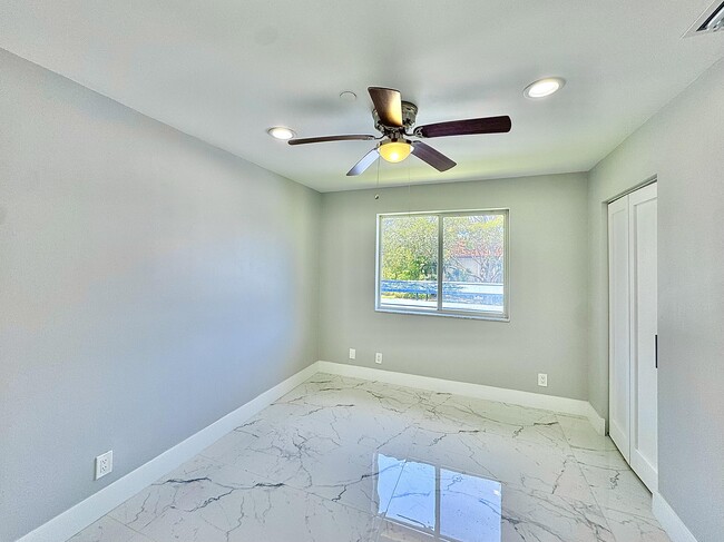 Building Photo - 340 NW 67th St