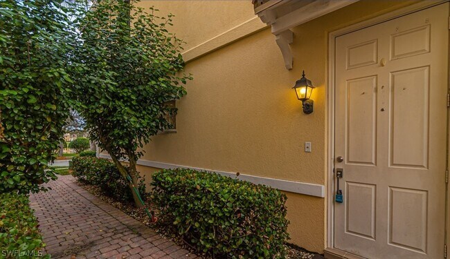 Building Photo - 28576 Alessandria Cir