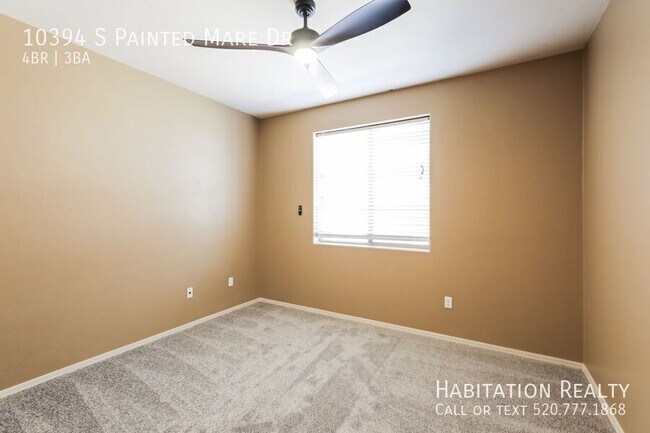 Building Photo - 10394 S Painted Mare Dr