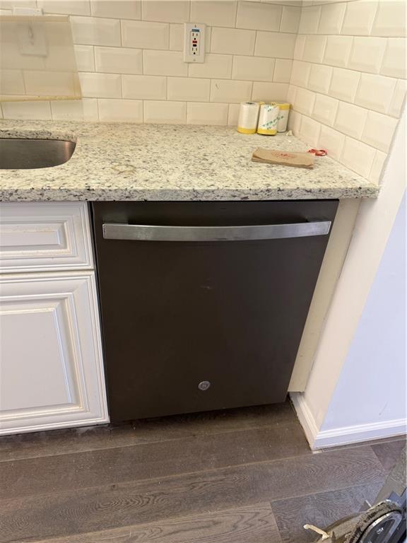 Building Photo - 678 Arbour Way