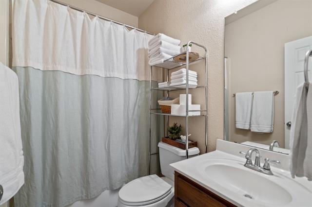 Building Photo - 10304 Colfax Dr