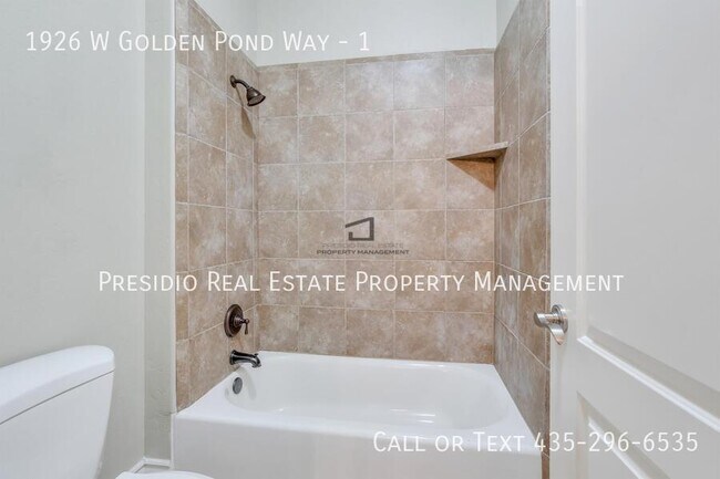 Building Photo - 1926 W Golden Pond Way