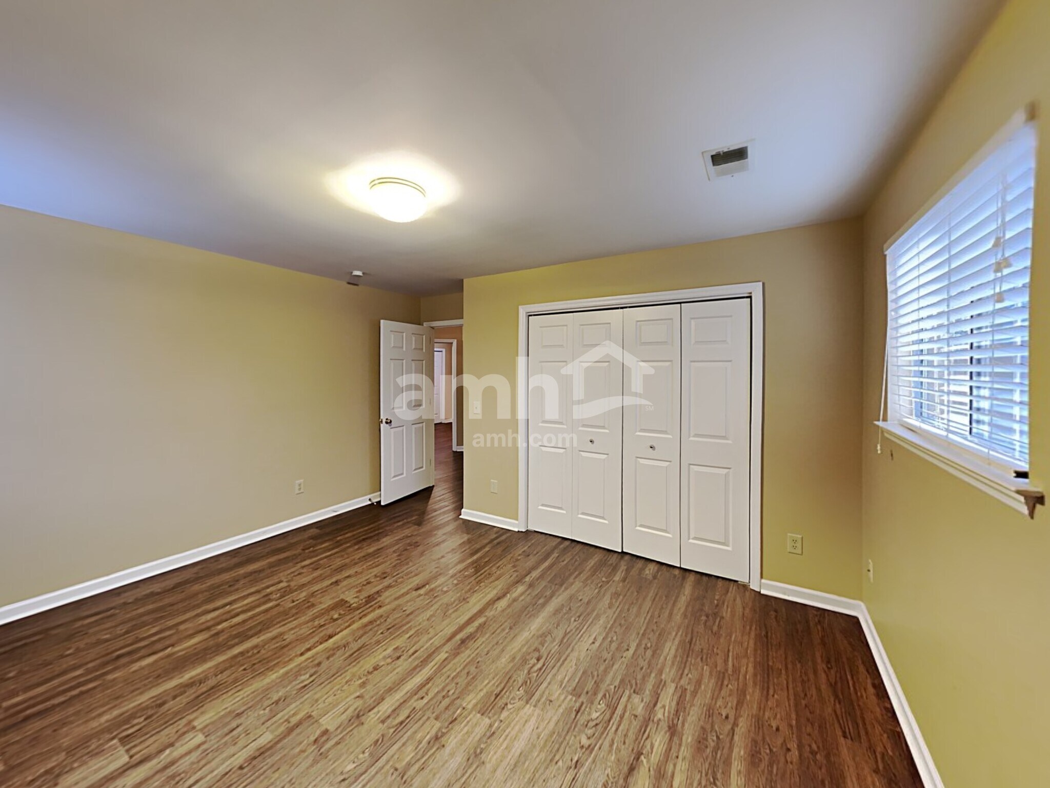 Building Photo - 1432 Brighton Cir