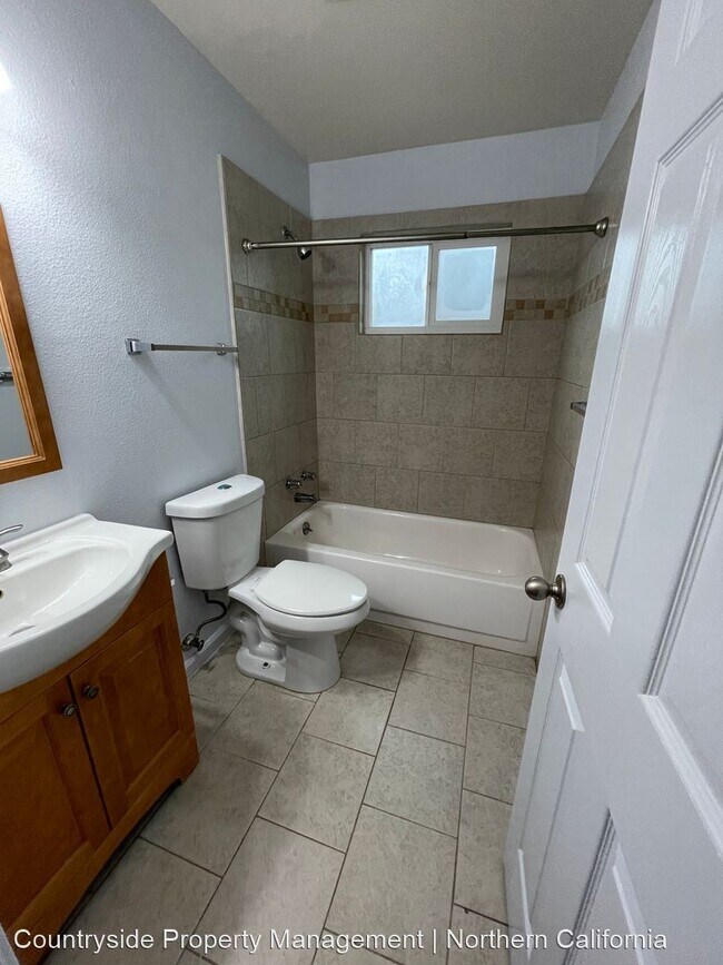 Building Photo - 3 br, 2 bath House - 2313 Rose Avenue