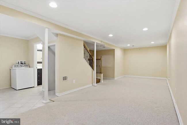 Building Photo - 7416 Sportsman Dr