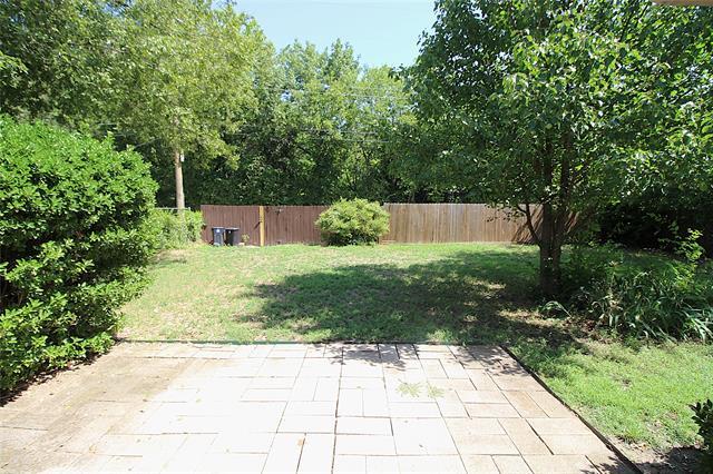 Building Photo - 804 Wateka Way