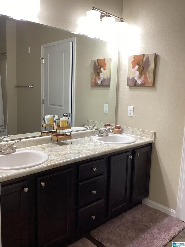 Building Photo - 5050 Cahaba River Rd