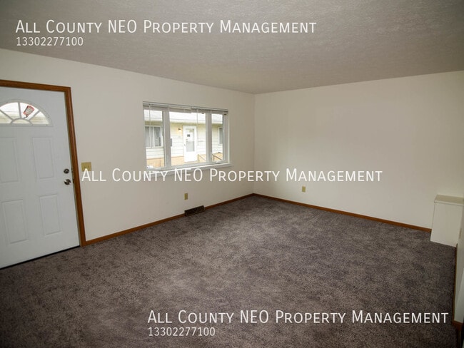 Building Photo - 1319 Sparhawk Ave