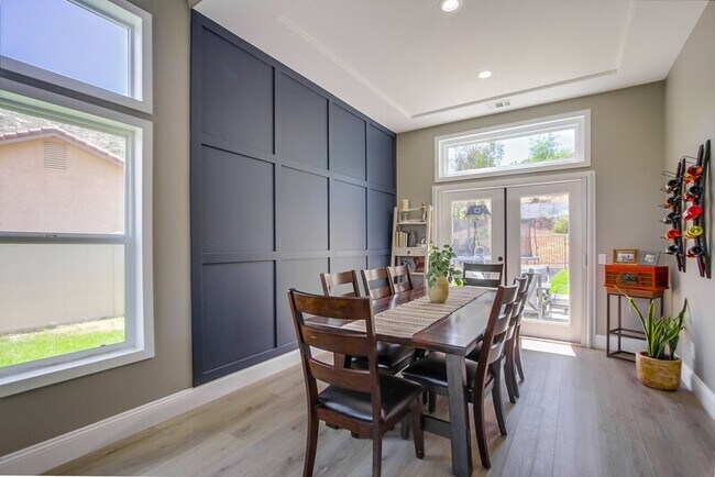 Building Photo - 3207 Meadow Side Pl