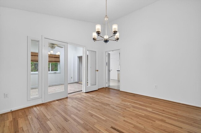 Building Photo - 9404 Woodington Dr