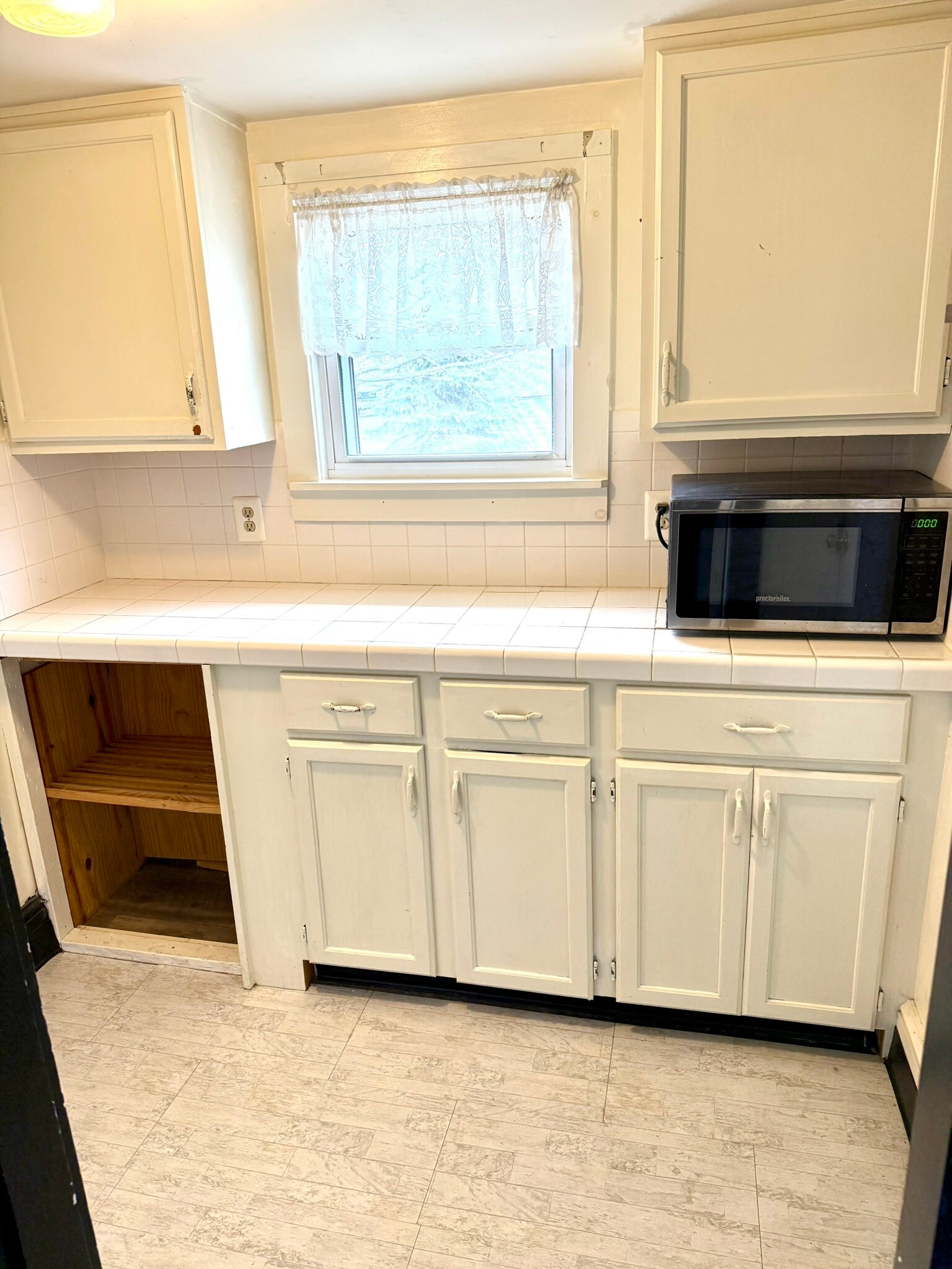 Building Photo - 519 N Lincoln Ave