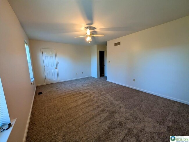 Building Photo - 2806 Sequoia Dr