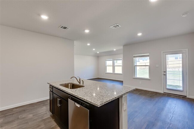 Building Photo - 237 Sky Meadows Cir