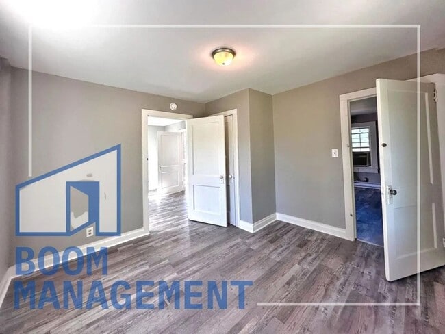 Building Photo - 1867 Warrenton Rd