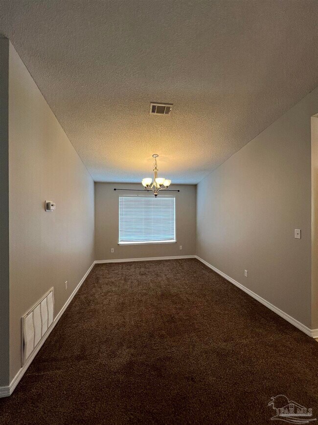 Building Photo - 10440 Millbrook Dr