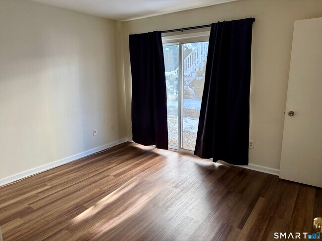 Building Photo - 26 Prospect St