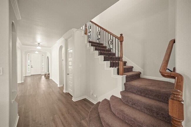 Building Photo - 20358 Mathis Landing Dr