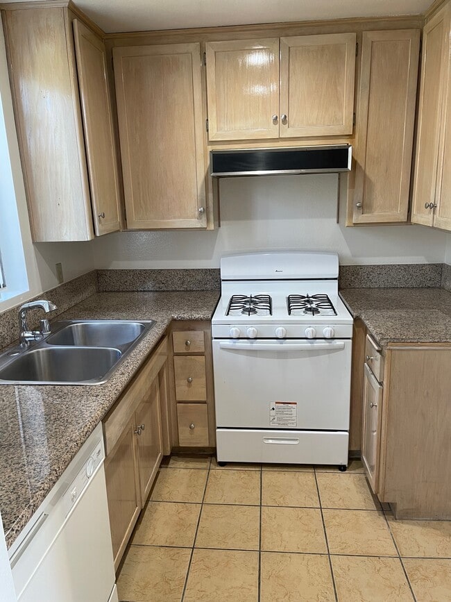 Building Photo - 4230 S Centinela Ave