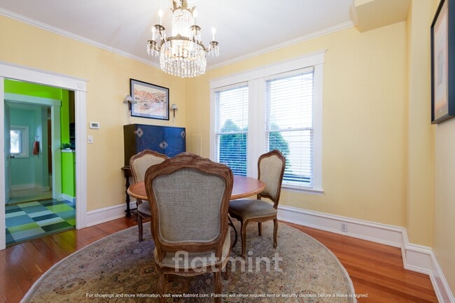 Building Photo - 750 N 75th St