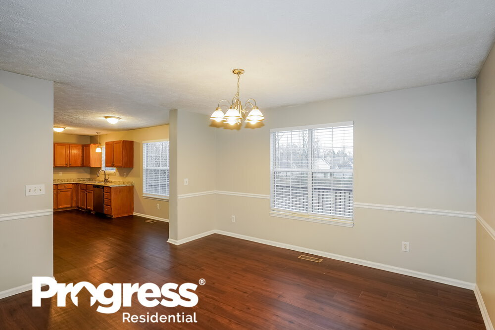 Building Photo - 5132 Pebble Creek Dr