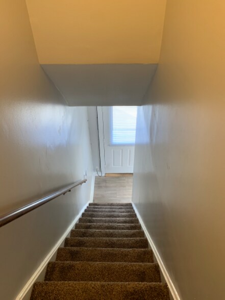 Building Photo - 360 Locust St