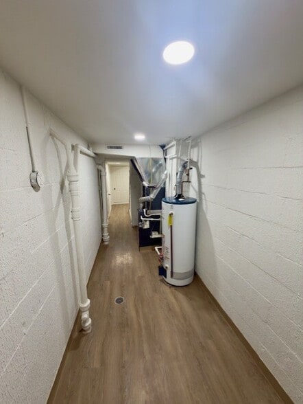 Building Photo - 352 S 25th St