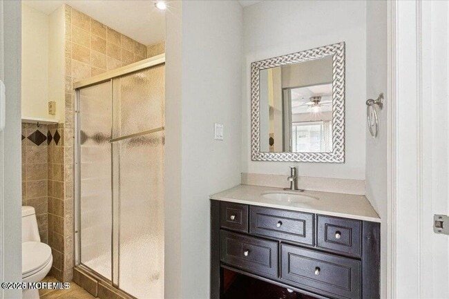 Building Photo - 70 Overlook Way