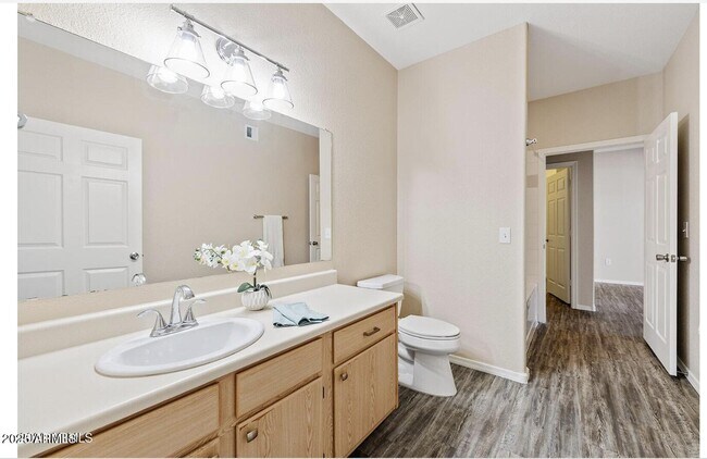 Building Photo - 3236 E Chandler Blvd