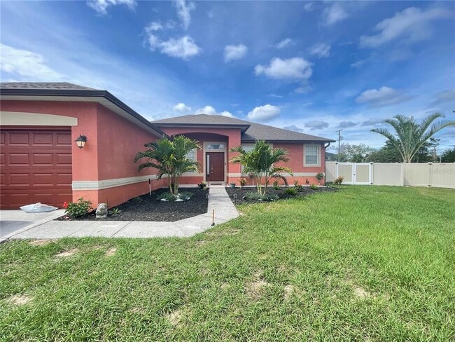 Building Photo - 907 Wildflower Rd