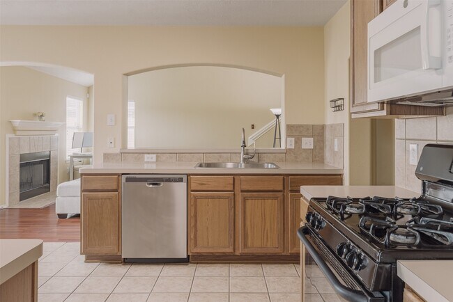 Building Photo - 18107 Mayfield Meadow Ln