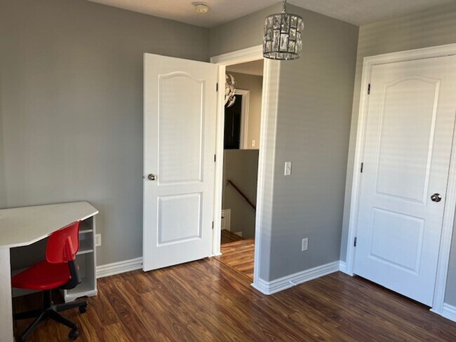 Building Photo - Beautiful Single-Family Home for Rent in Springville!