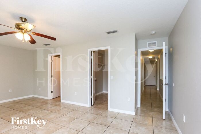 Building Photo - 2610 Whitewood Rd